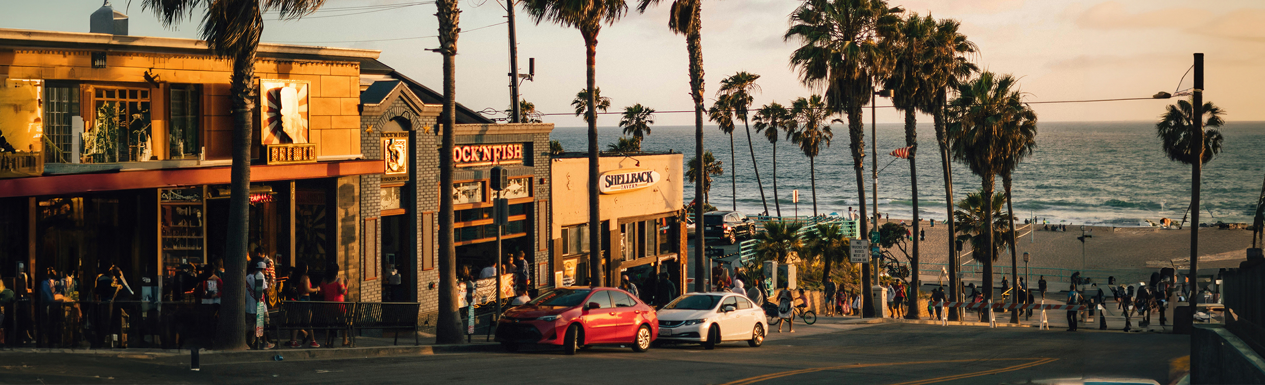 Free Parking Alert: Unwind and Explore After Hours and on Sundays!
